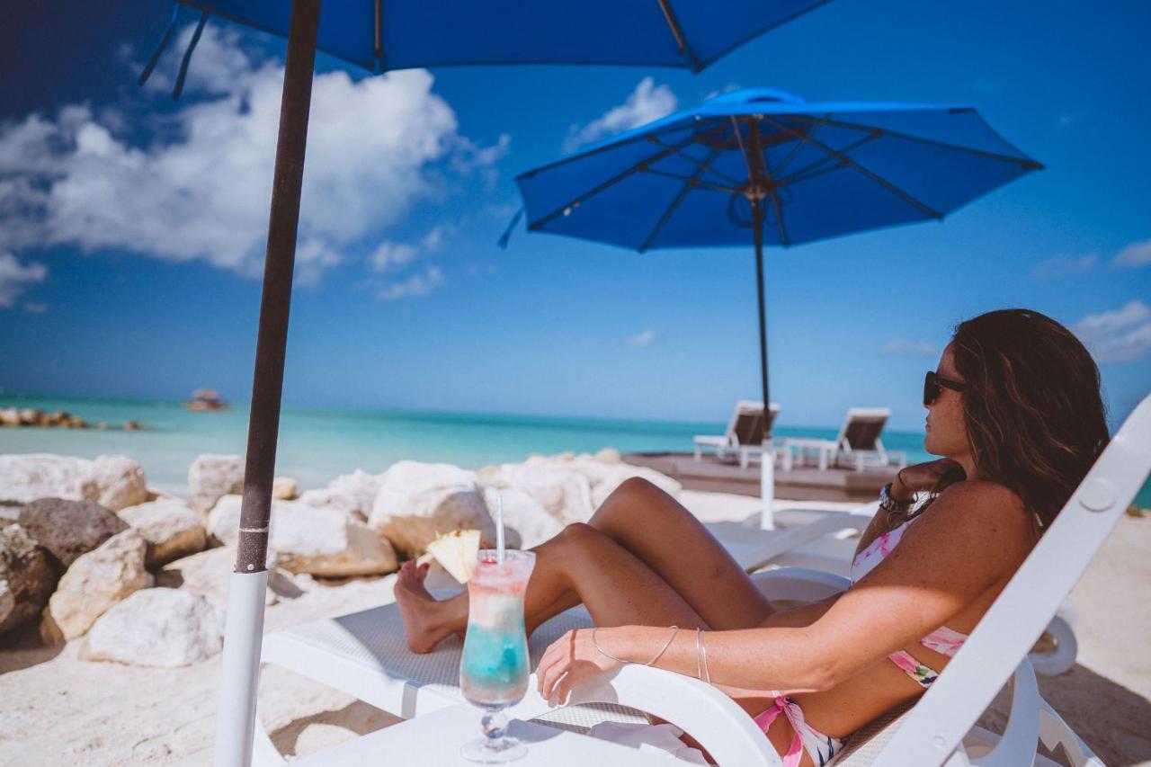 Siboney Beach Club St. John's Екстериор снимка